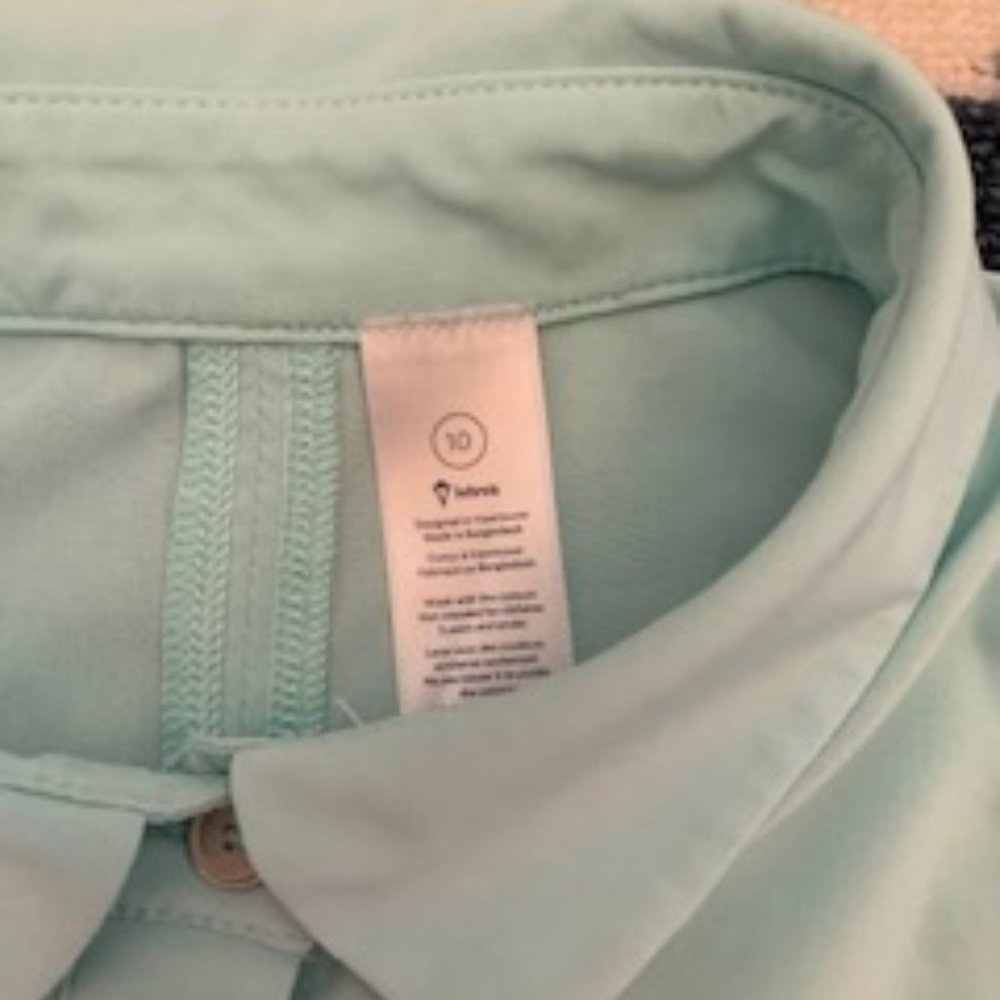 ivivva collared tank - Picture 3 of 3